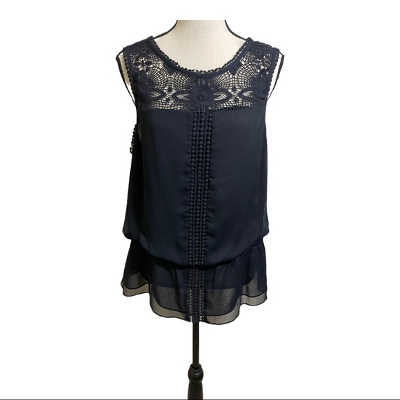 Adrianna papell womens crochet top of blouse bottom peplum and has elastic Large - Picture 9 of 11